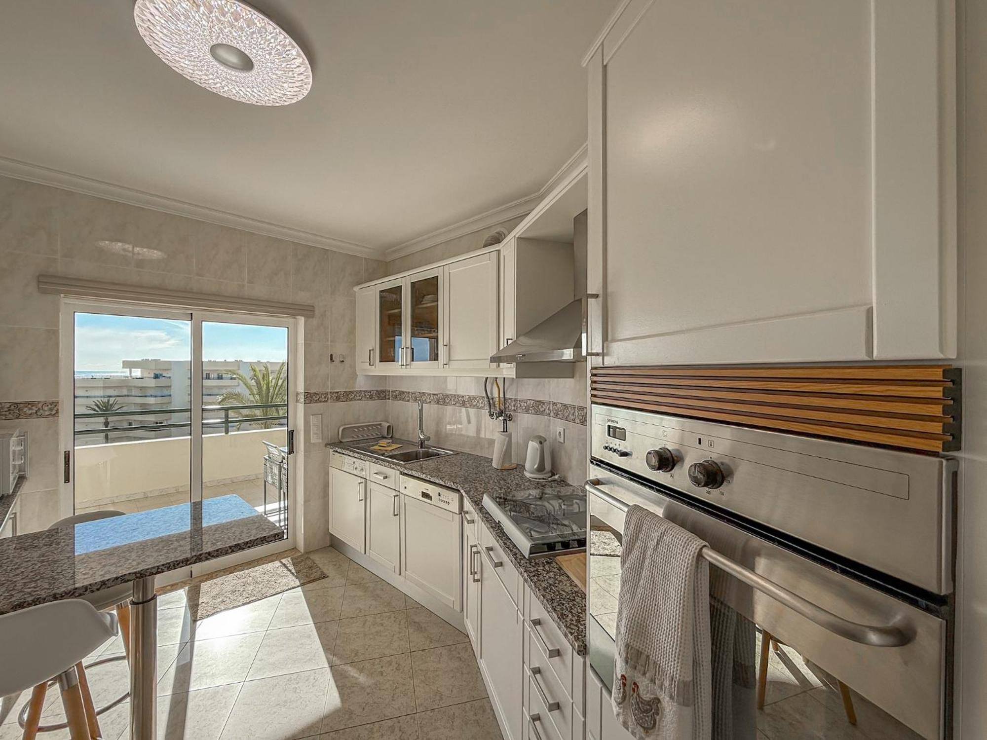 Luxury Apart Wstunning Sea Views, Walk Beach Albufeira Luaran gambar